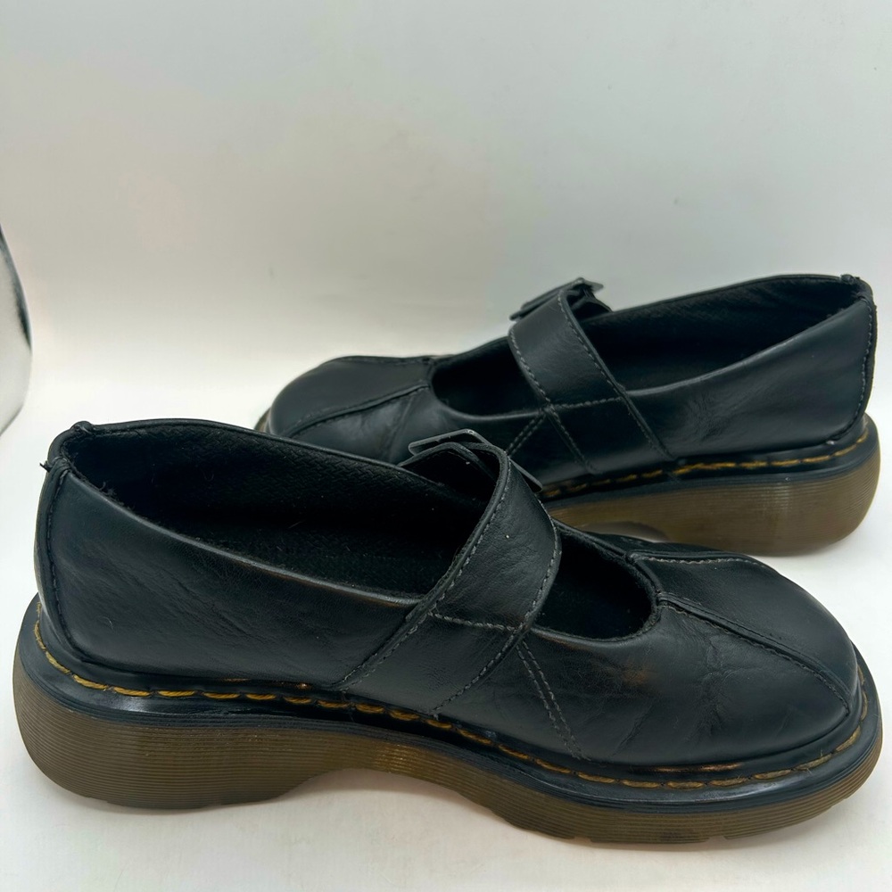 RARE Vtg Dr. Martens Women's 8
Black Leather Daisy Flower Shoes
Chunky Mary Jane - Picture 8 of 17